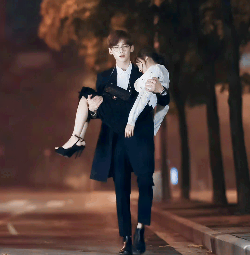 gXQKJs.gif