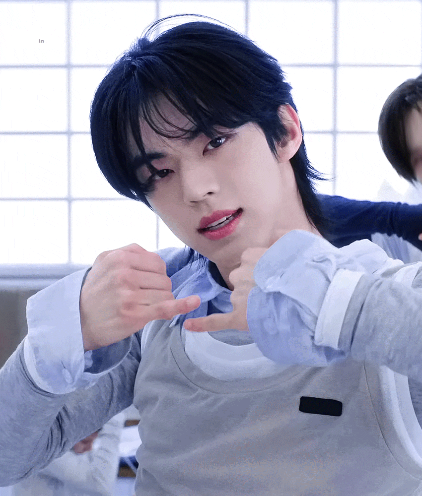 gfNMXc.gif