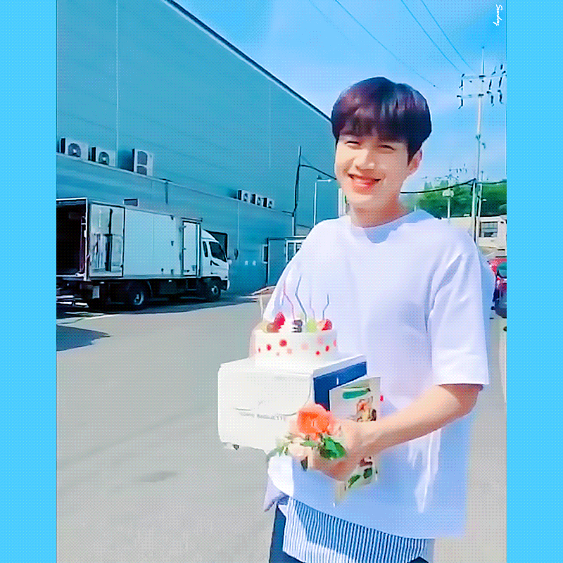 gkWcWg.gif