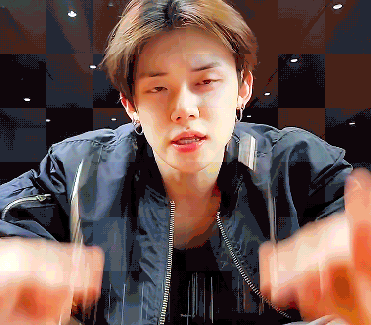 gpYmgg.gif