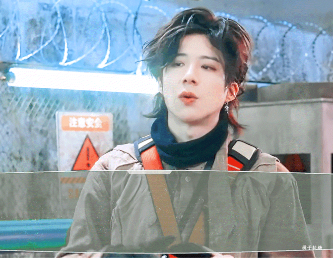 hJcROJ.gif