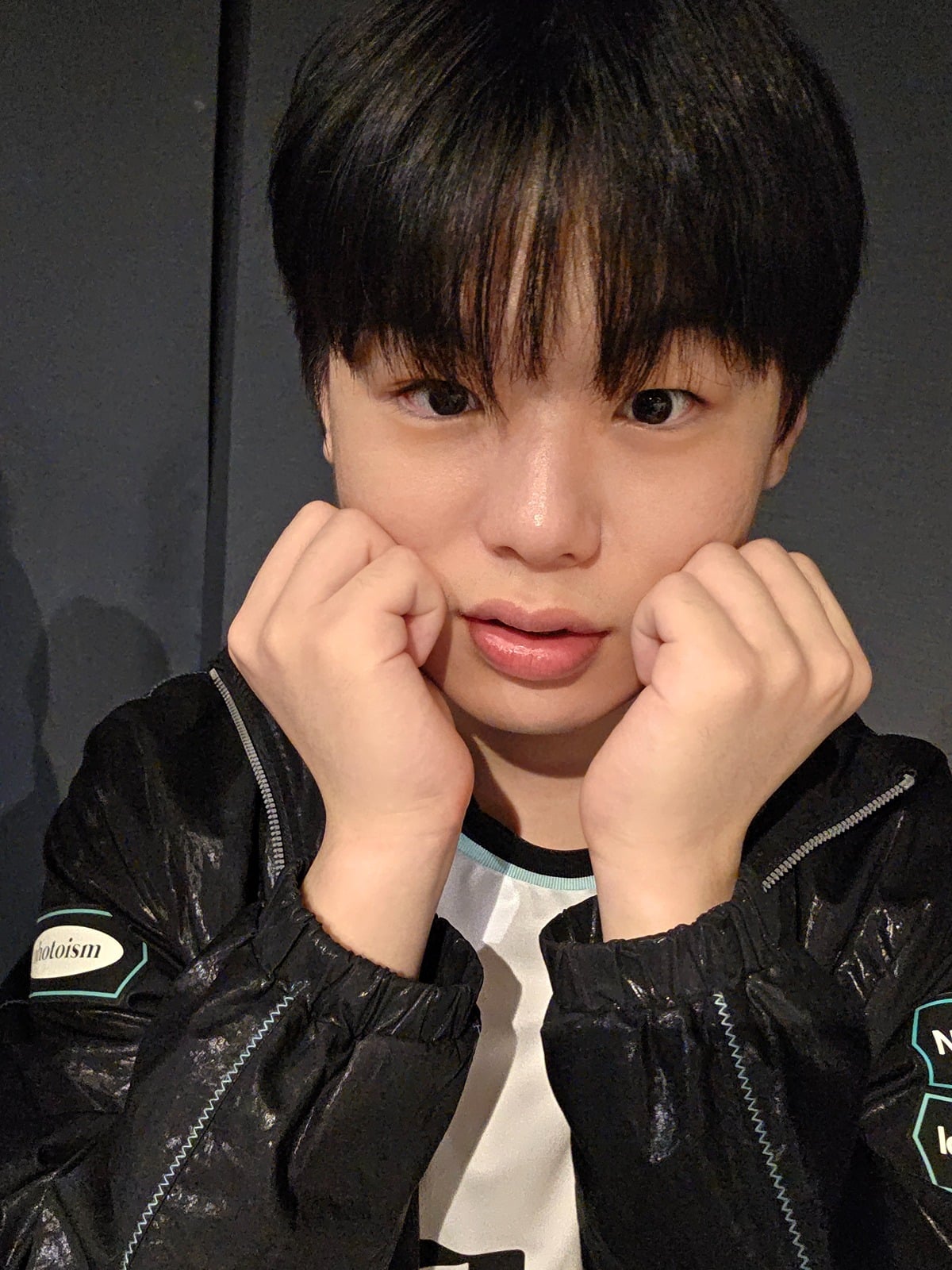 hWdUrX