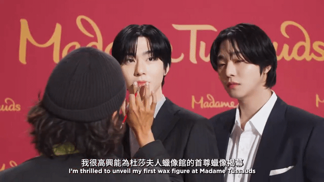 hYXPvY.gif