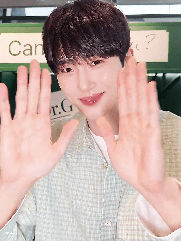 hqTvzS.gif