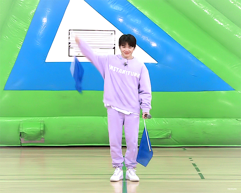 hsJYIQ.gif