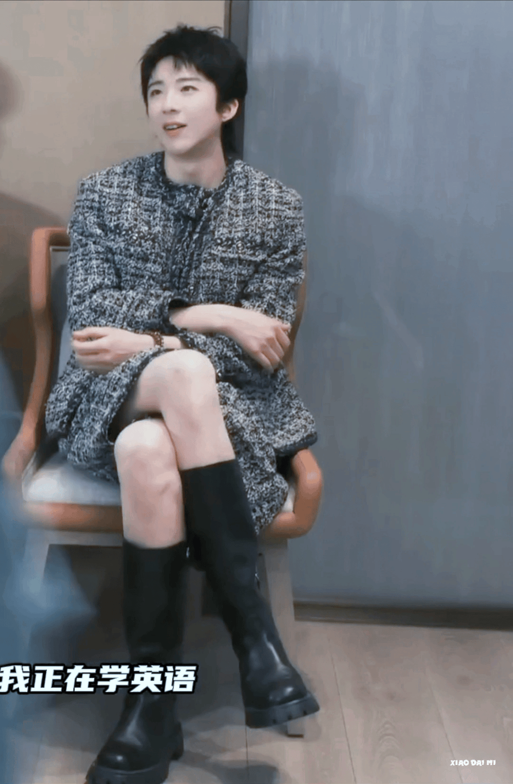 hxSpyT.gif