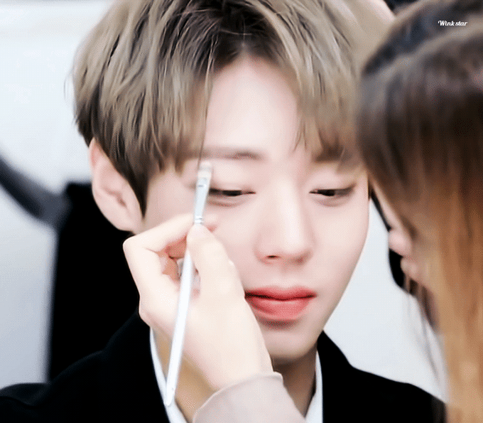 hyKgPH.gif