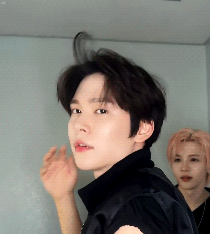 iHlzdK.gif