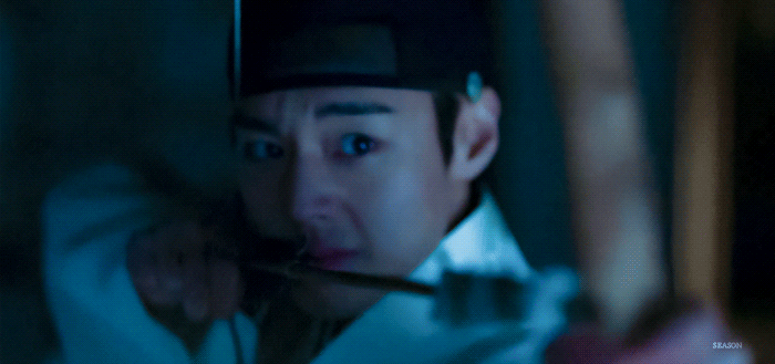 iKCmFo.gif