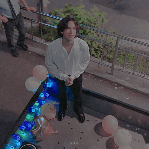 ivJUUJ.gif
