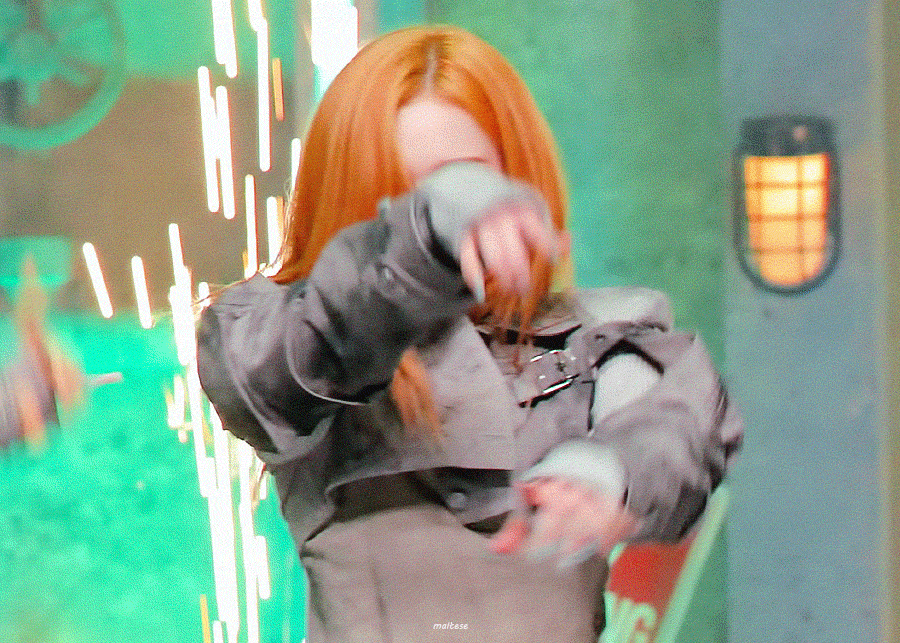 jGWKqF.gif