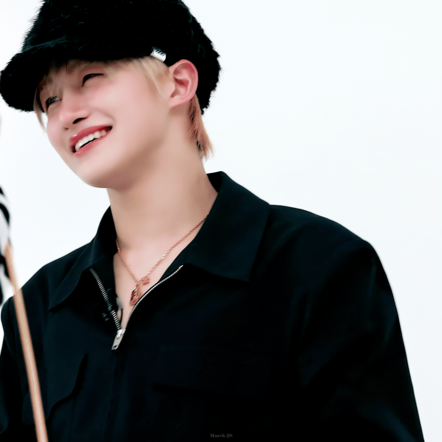 jHkAXh.gif