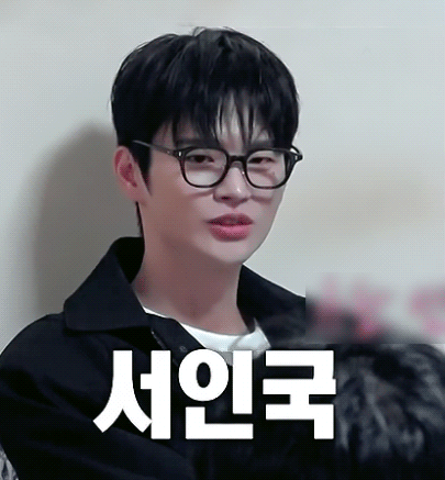 jJgHoi.gif