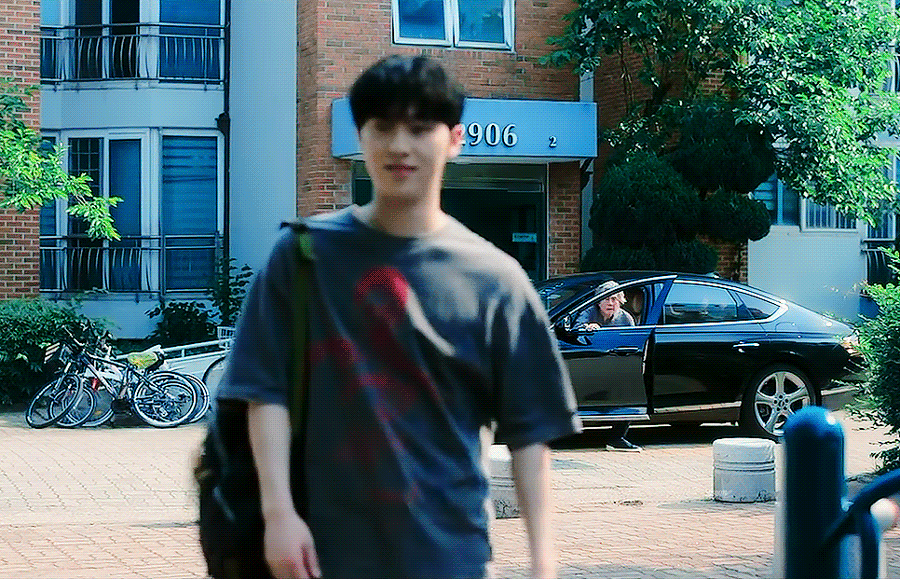 jOiuRT.gif