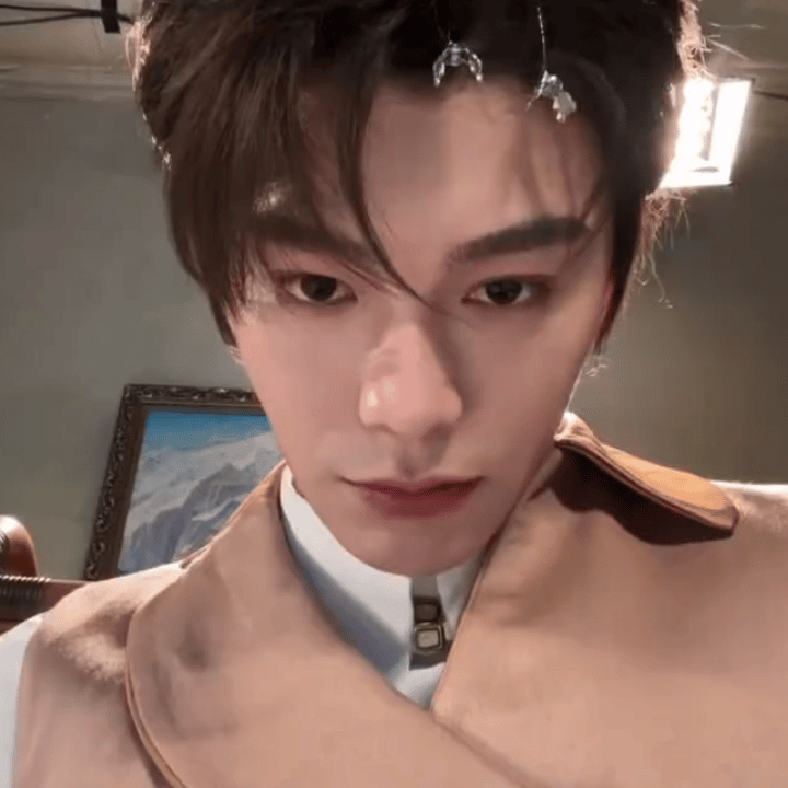 jQJLXS.gif