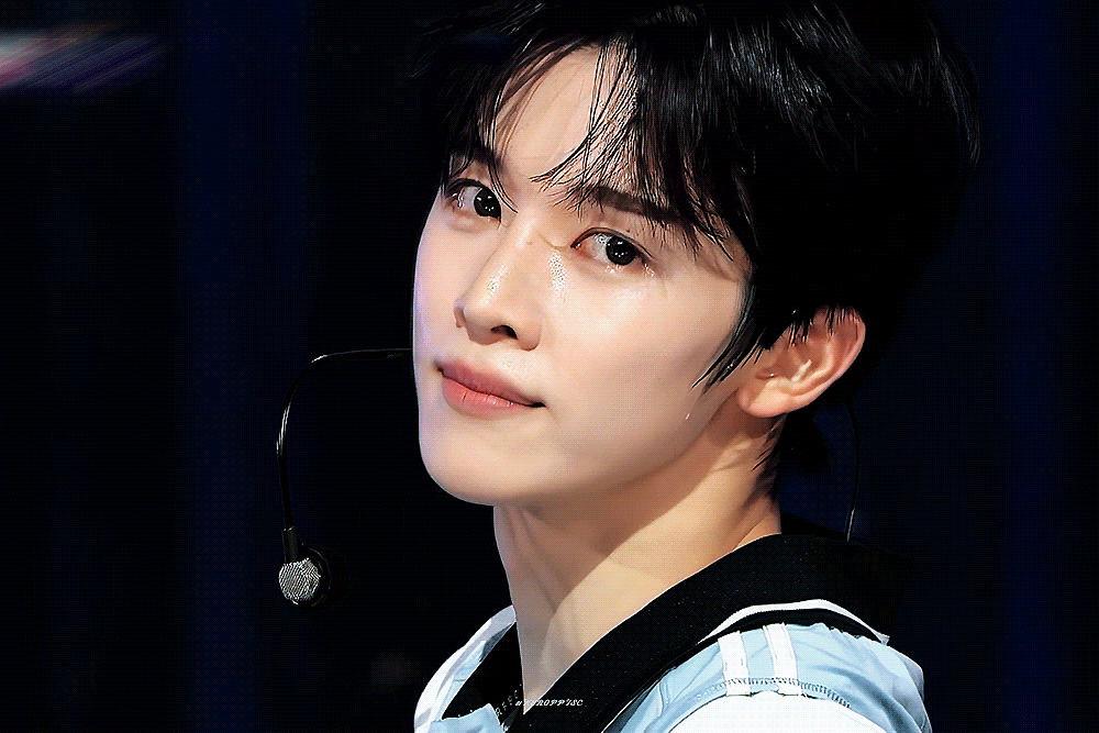 jYnbNZ.gif