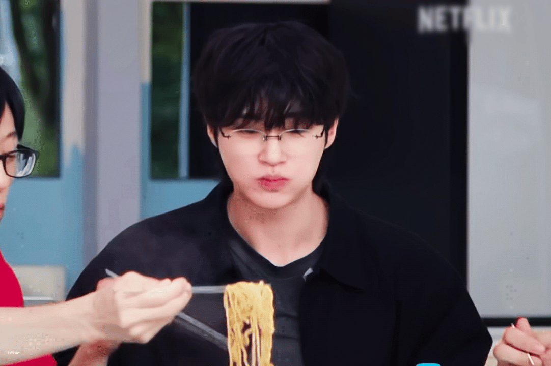 jhTFbj.gif