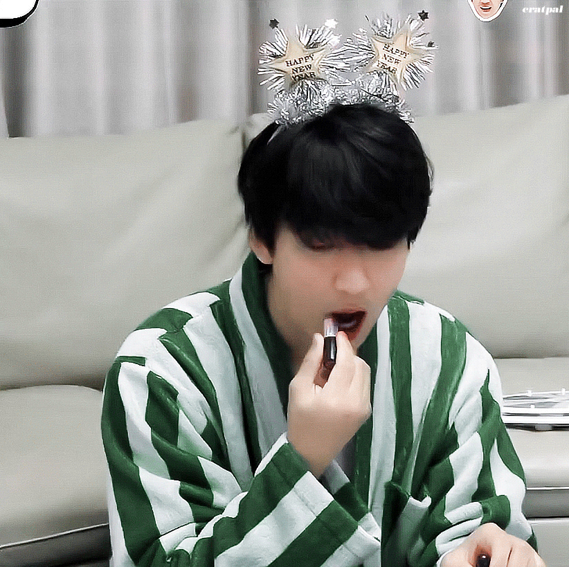 jhkjMg.gif