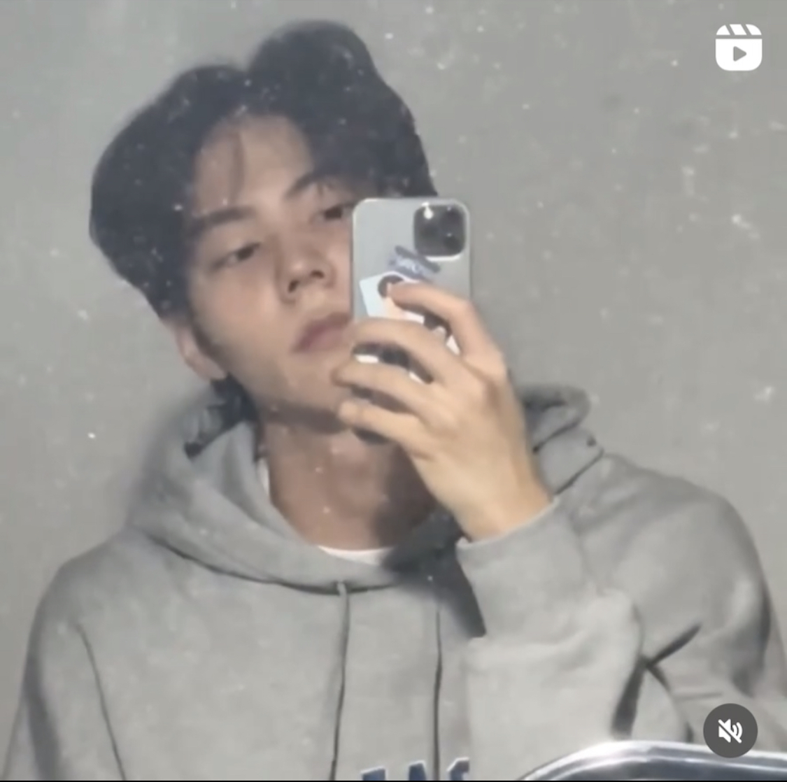 더쿠 - 이준성 이 영상 진짜 잘생기지 않음??