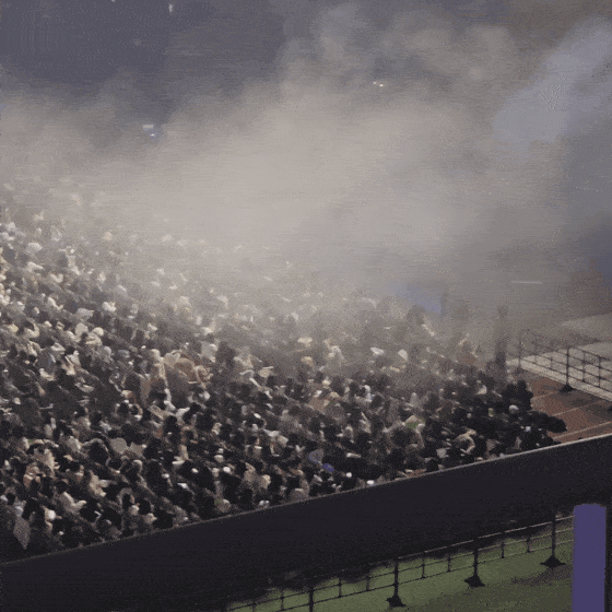 kDszHQ.gif