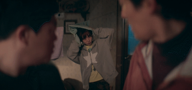 kEgpjK.gif