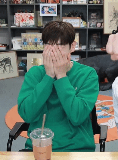 kTFrjH.gif