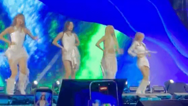 kXAXpW.gif