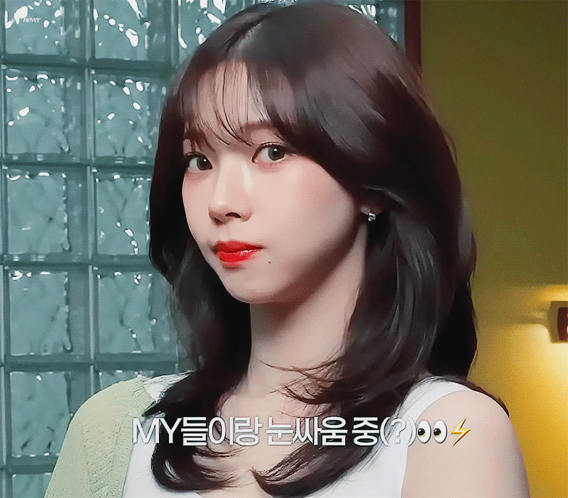 kcSwMJ.gif