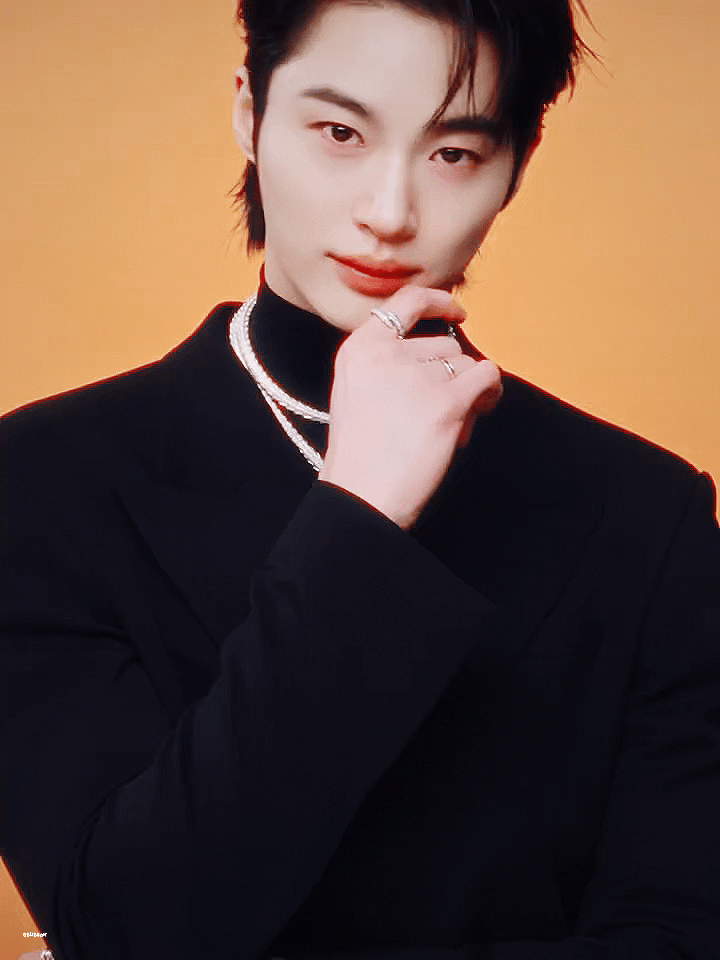 krjfPD.gif