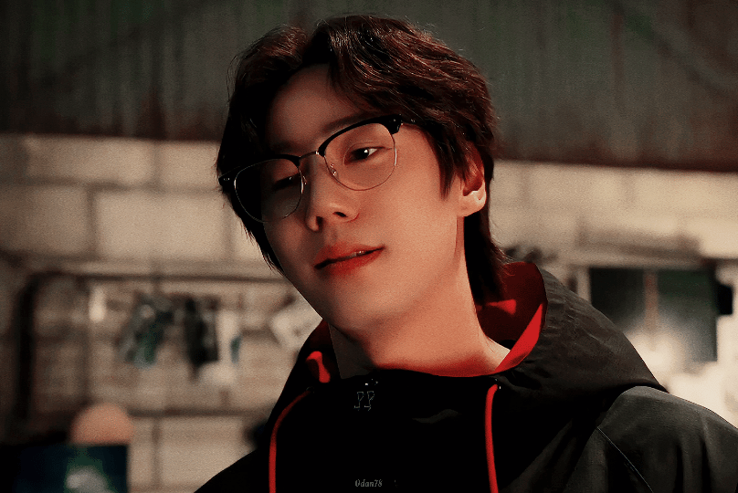 ktxJCW.gif
