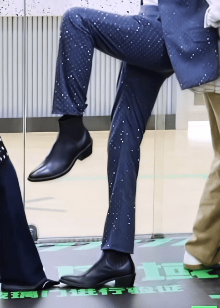 kwoOhZ.gif