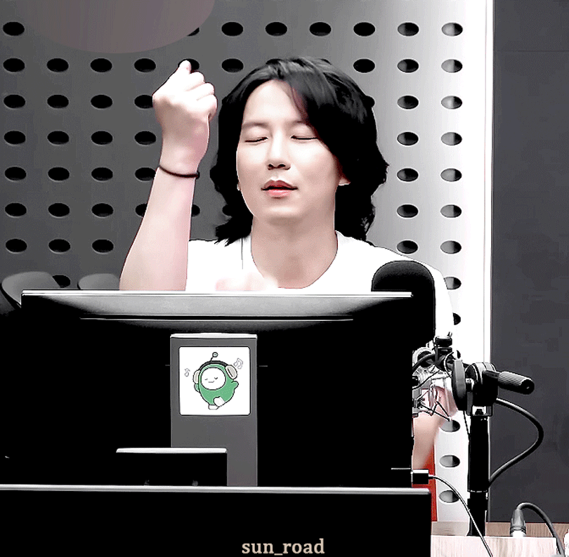 lCsUWn.gif