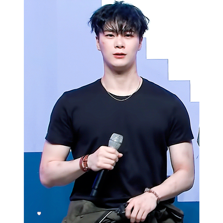 lMKEIo.gif