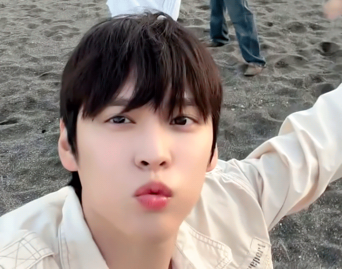 lQkJwI.gif