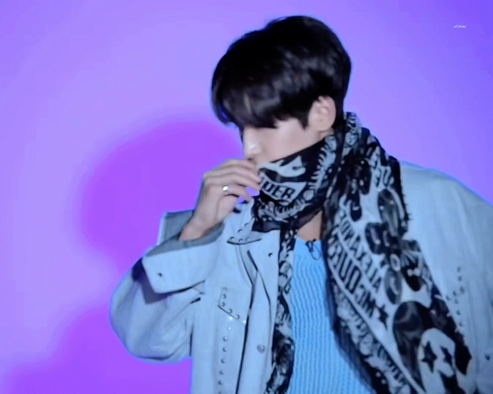 lUsuWh.gif