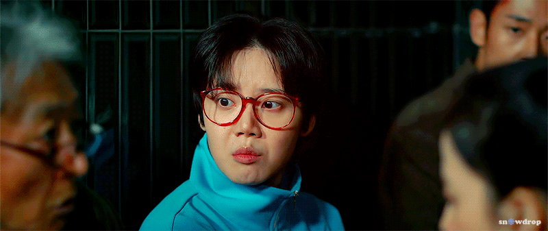 lyieCl.gif