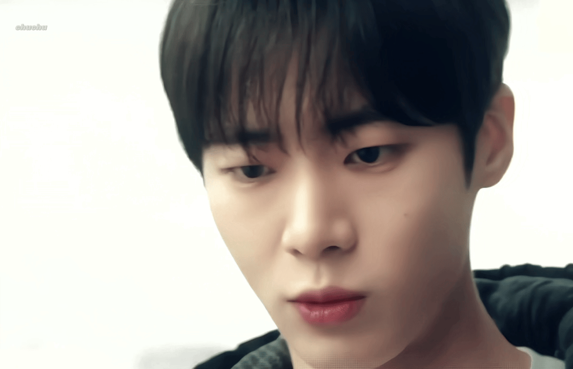 mOIseB.gif