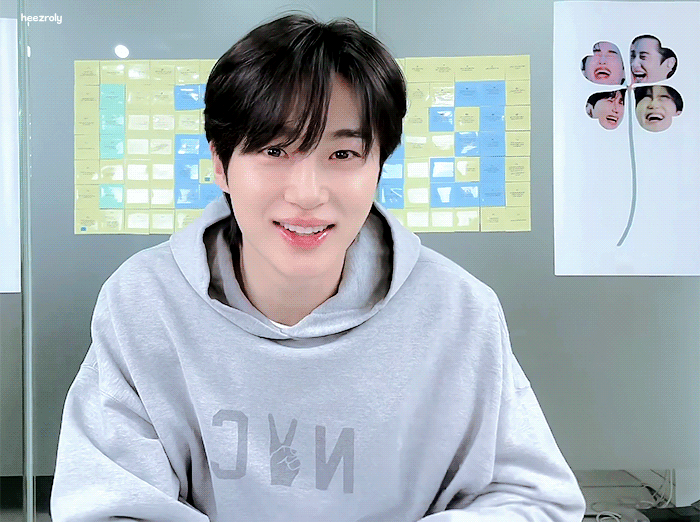 mUPGhj.gif