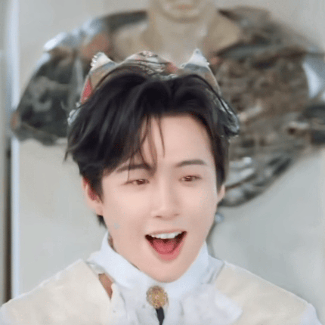 mjyeCV.gif