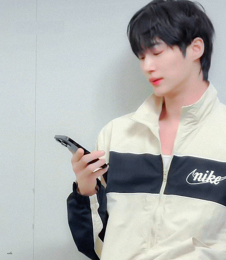 mkfGHk.gif