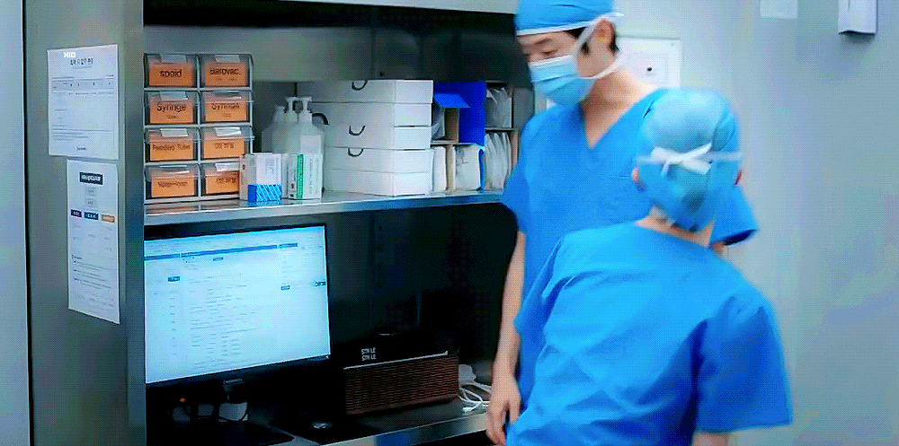 moceUI.gif