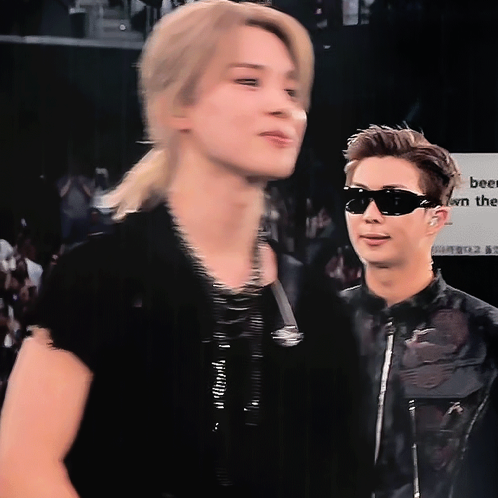 nQLttM.gif