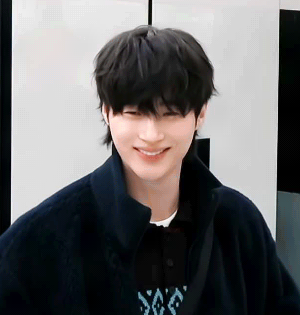nWaoEj.gif