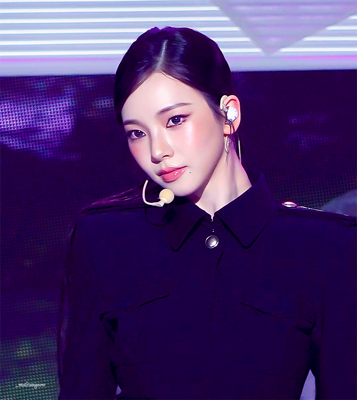 nYDQxt.gif