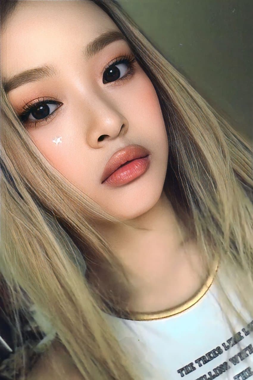 더쿠 - 뉴진스 라인 팝업 포카좀봐바