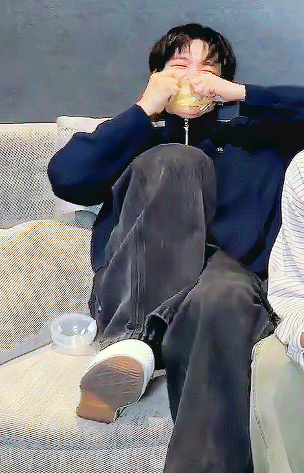 pMVpYJ.gif