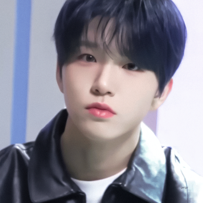 qOuoMG.gif
