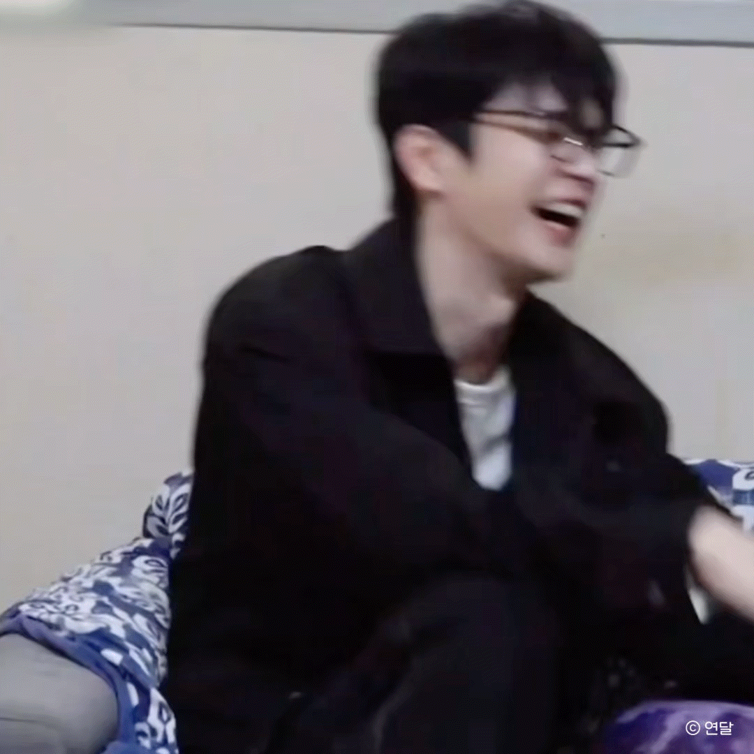 qZhzzN.gif