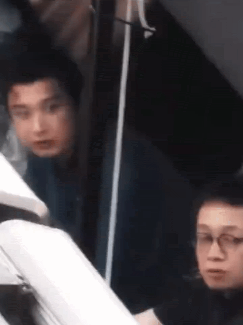 qnTpYV.gif