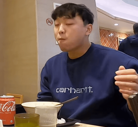 rjILaI.gif